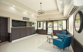 Travelodge By Wyndham Macon West